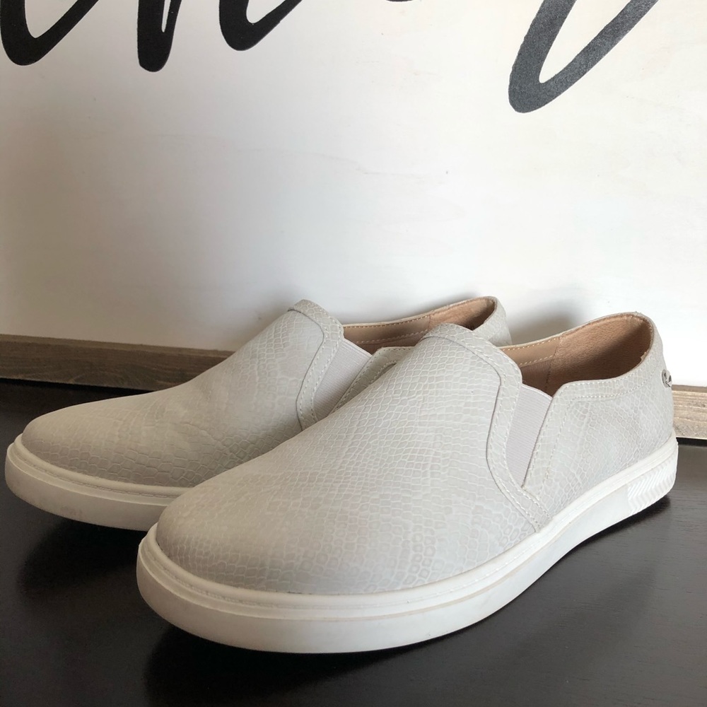Life Stride loafers